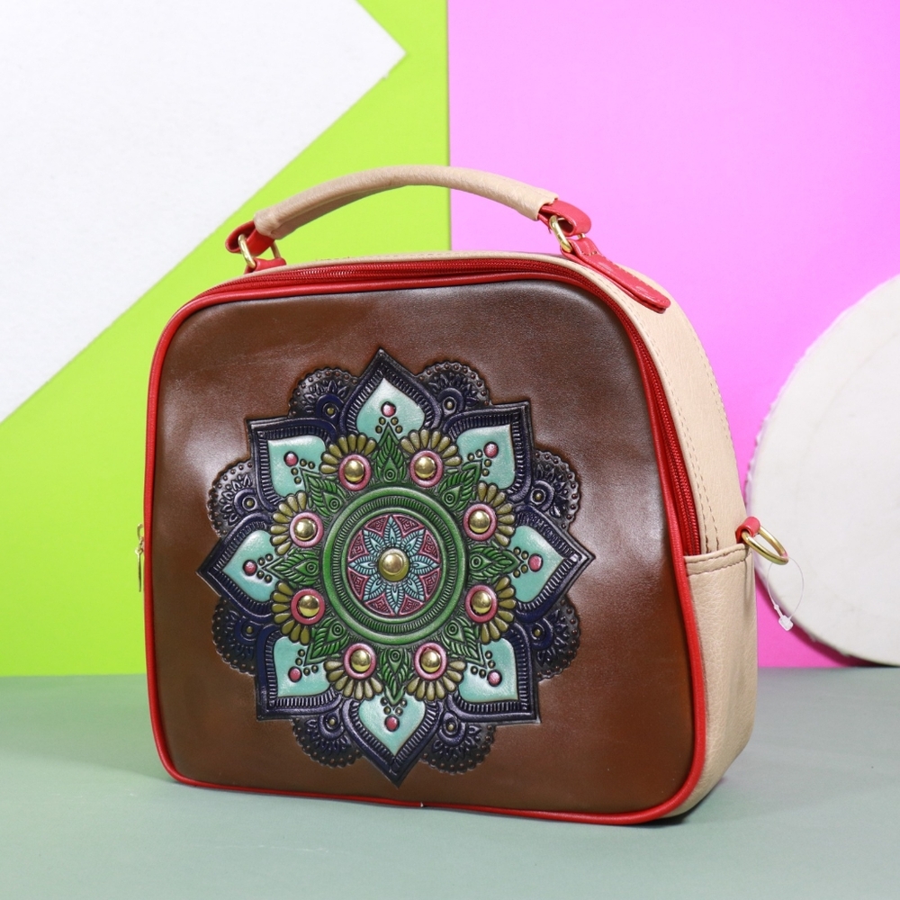 Beautiful leather purse bag pack style